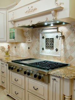 92d126ff01c48aa0_5049-w550-h734-b0-p0--traditional-kitchen.jpg