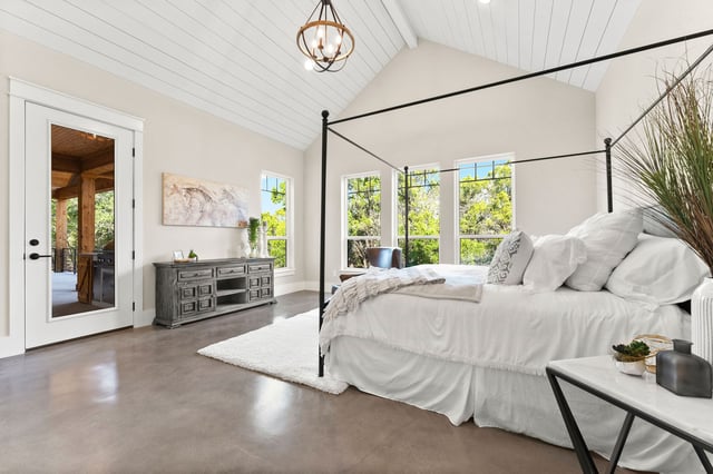 comal creek master bedroom