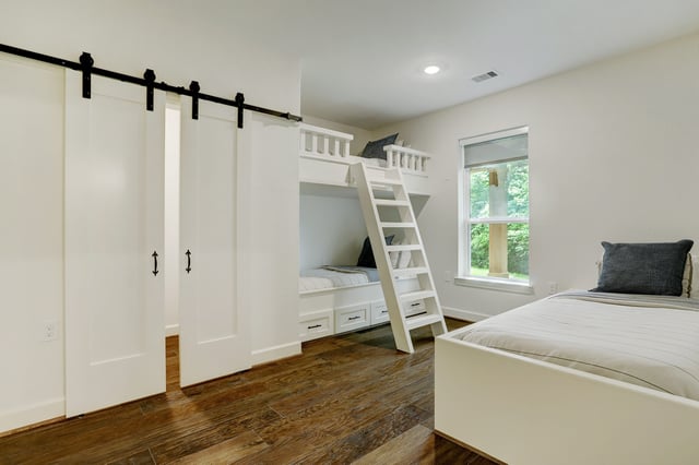Boys room with bunk beds