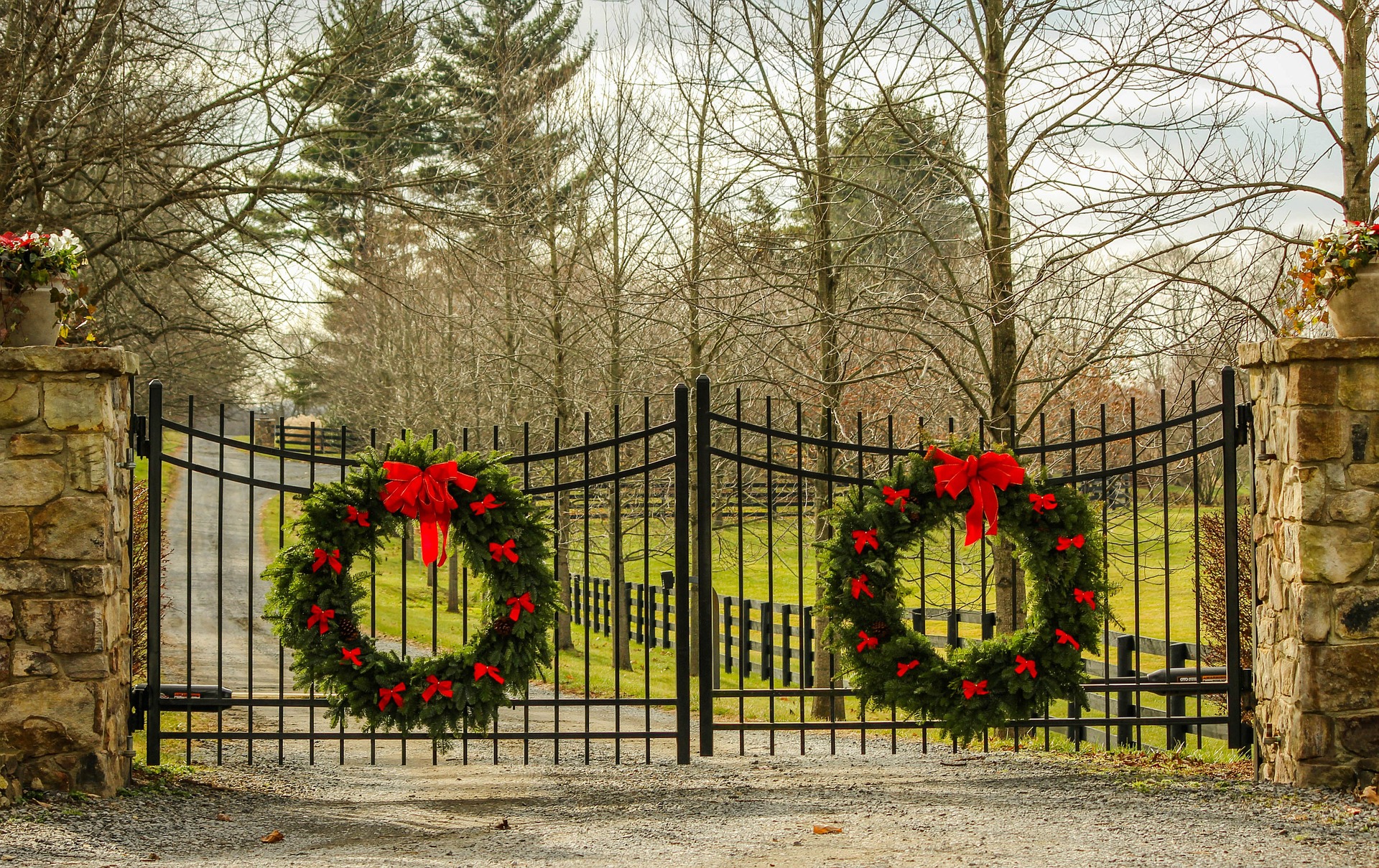 christmas-wreath-573855_1920-1