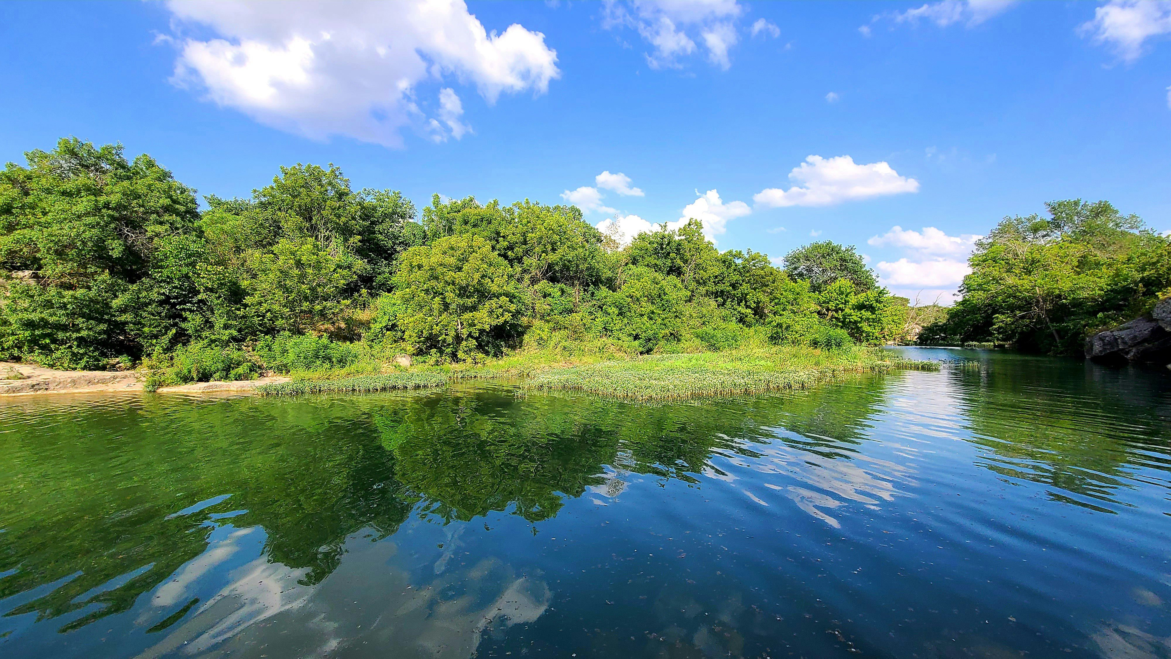 The Five Benefits of Building Custom Waterfront Homes